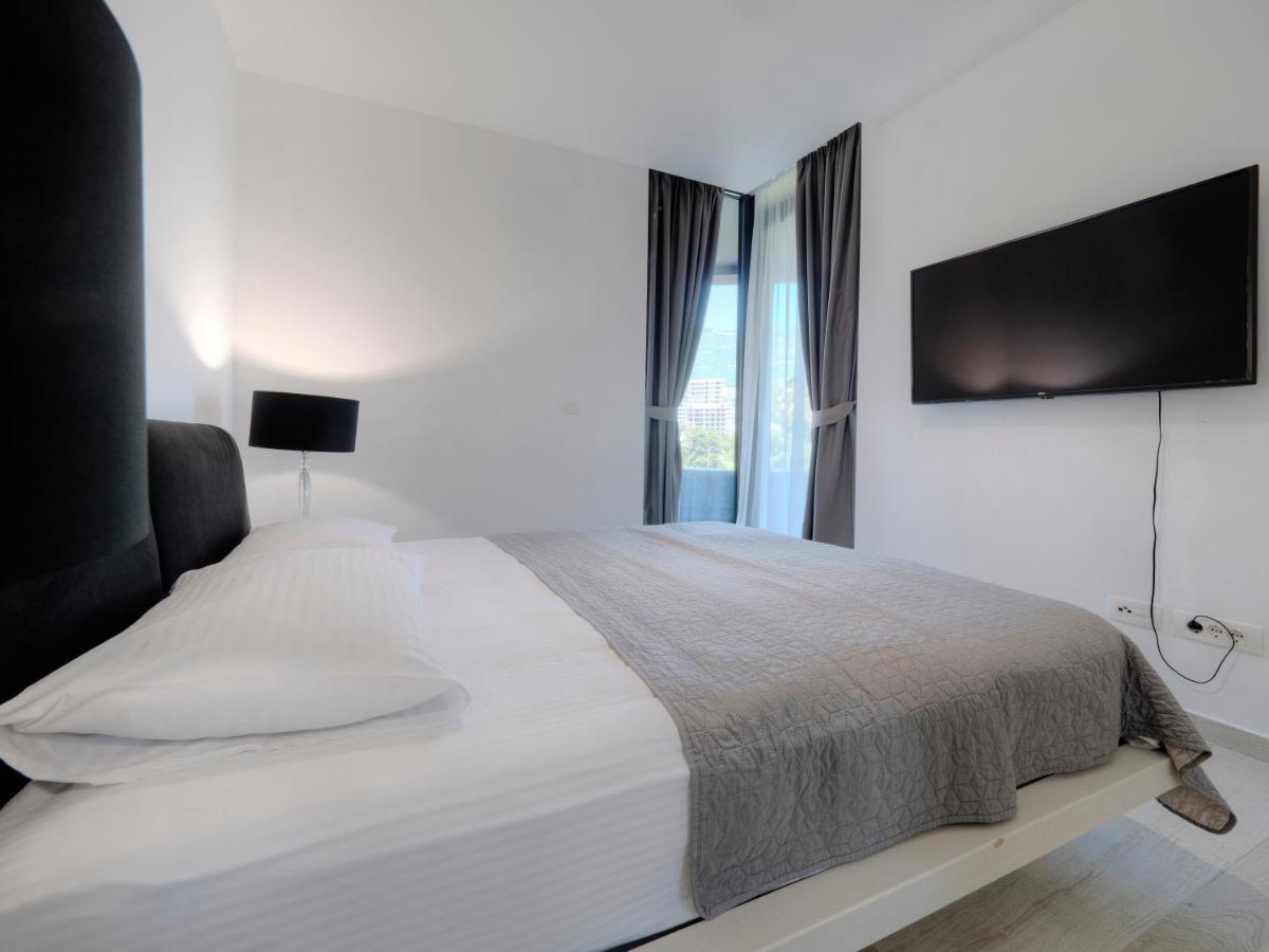 Royal Montesun Apartments Budva Buitenkant foto